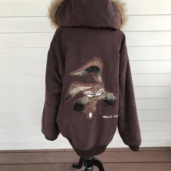 Lot 29 Luxe Wile E Coyote Faux Fur Bomber Jacket - Picture 2 of 8